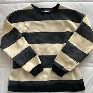 Women's Cream and Black Sweatshirt